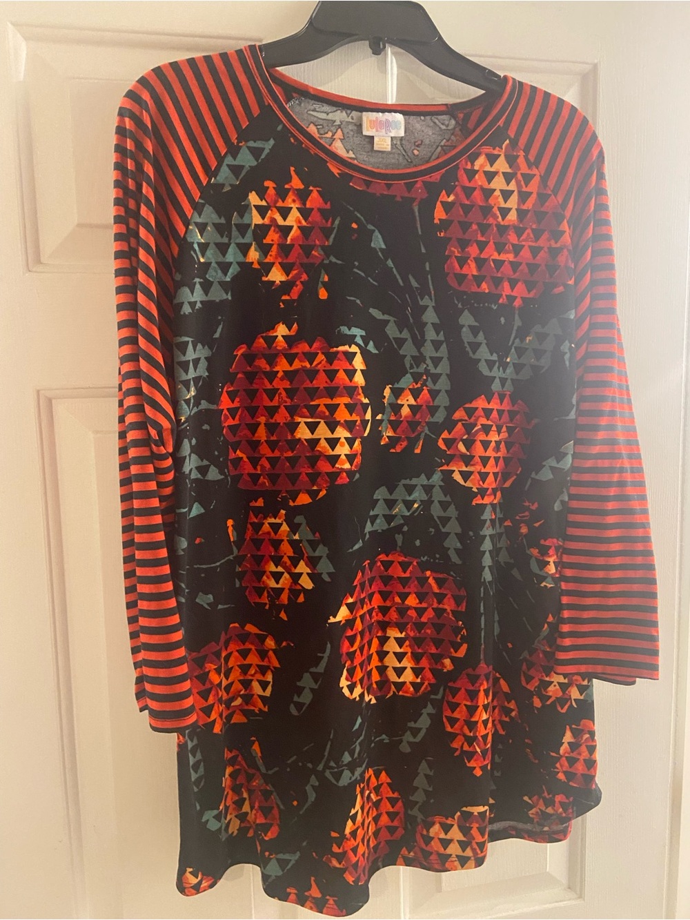 LuLaRoe 3X Long Floral Stripe Top Shirt Pubk Skater Girl